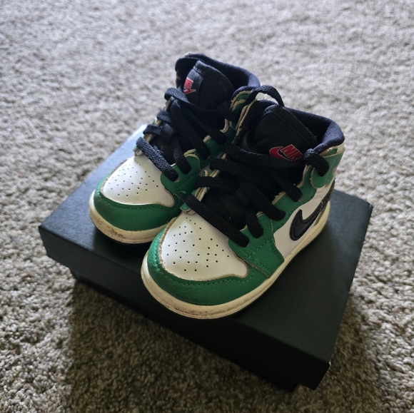 Toddler Air Jordan 1 Retro High OG “Lucky Green” – Size 4C - Picture 1 of 5